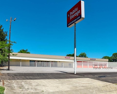 Storage Units for Rent available at 575 Bessemer Super Hwy, Midfield, AL 35228