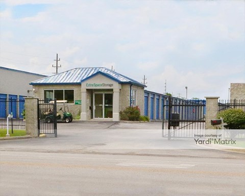 Storage Units for Rent available at 3950 Jonathan Drive, Bloomington, IN 47404