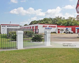 Storage Units for Rent available at 3018 Bayport Blvd, Seabrook, TX 77586
