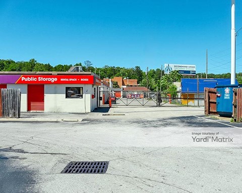 Storage Units for Rent available at 1900 Mini Warehouse Road, Birmingham, AL 35244