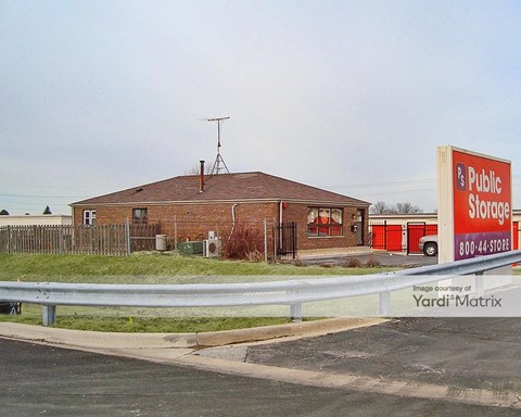 Storage Units for Rent available at 499 Phillips Court, Carol Stream, IL 60188