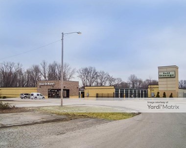 Storage Units for Rent available at 900 Locust Street, Valparaiso, IN 46383 Photo Gallery 1