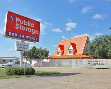 Storage Units for Rent available at 2930 FM 528 Road, Webster, TX 77598 Photo Gallery 1