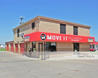 Storage Units for Rent available at 2225 County Road 129, Pearland, TX 77581