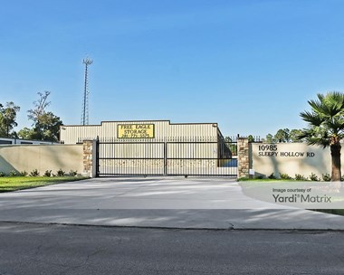 Storage Units for Rent available at 10985 Sleepy Hollow Road, Conroe, TX 77385 Photo Gallery 1