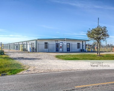 Storage Units for Rent available at 4910 County Road 58, Manvel, TX 77578 - Photo Gallery 1