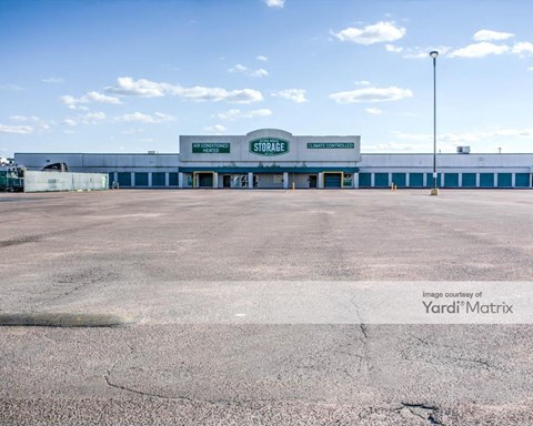 Storage Units for Rent available at 1402 Spencer Hwy, South Houston, TX 77587