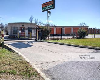 Storage Units for Rent available at 7850 South Loop East Freeway, Houston, TX 77017