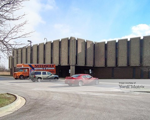 Storage Units for Rent available at 21700 South Cicero Avenue, Matteson, IL 60443