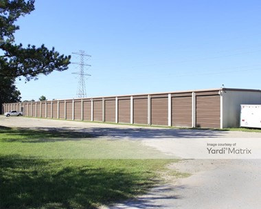 Storage Units for Rent available at 125 Moonshine Hill Loop, Humble, TX 77338 Photo Gallery 1