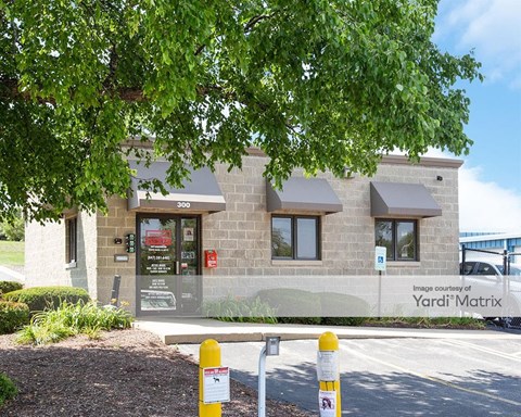 Storage Units for Rent available at 300 Sundown Road, South Elgin, IL 60177