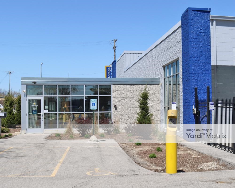 Self Storage Units In Menomonee Falls Wi Rentcafe