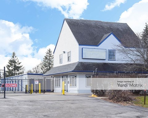 Storage Units for Rent available at 2775 Bode Road, Hoffman Estates, IL 60169