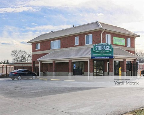 Storage Units for Rent available at 1544 North IL Route 83, Round Lake Beach, IL 60073