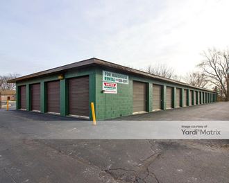 Storage Units for Rent available at 9521 Indianapolis Blvd, Highland, IN 46322