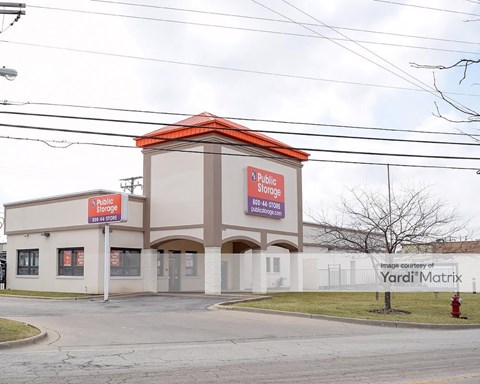 Storage Units for Rent available at 1600 East Davis Street, Arlington Heights, IL 60005