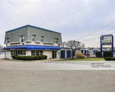 Storage Units for Rent available at 211 North Elmhurst Road, Wheeling, IL 60090 Photo Gallery 1