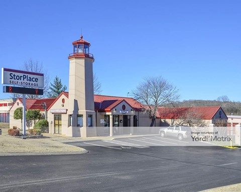 Storage Units for Rent available at 2360 Gallatin Pike North, Madison, TN 37115