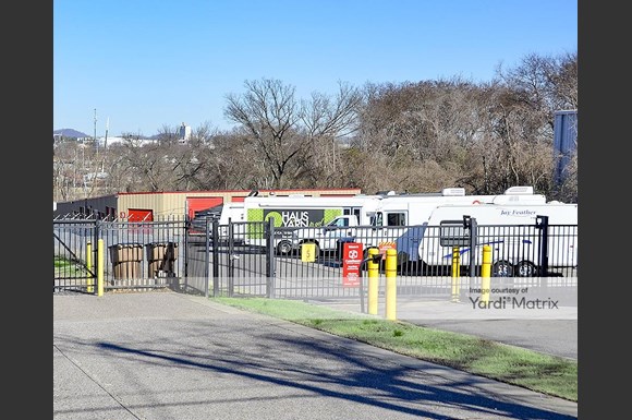 Cubesmart Self Storage 5916 Robertson Avenue Nashville Rentcafe