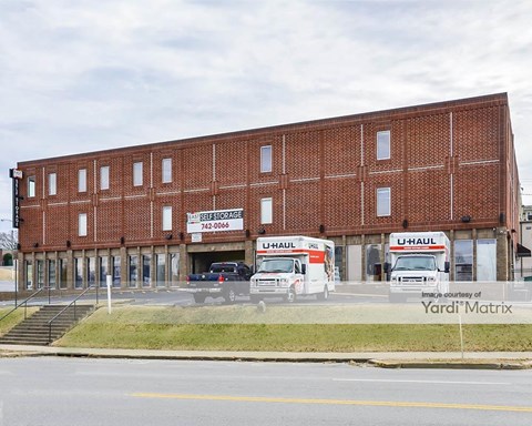 Storage Units for Rent available at 800 Main Street, Nashville, TN 37206