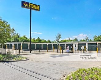 Storage Units for Rent available at 4748 Cahaba River Road, Birmingham, AL 35243