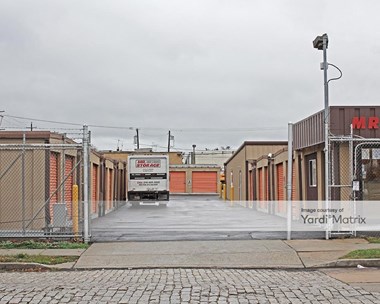 Storage Units for Rent available at 2515 South Front Street, Philadlephia, PA 19148 Photo Gallery 1