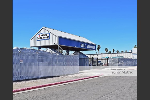 Arco S Storage Pioneer Facility In 2020 Storage Arcos Self Storage