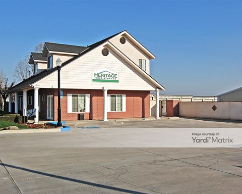Storage Units for Rent available at 1885 East Dinuba Avenue, Reedley, CA 93654