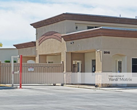 Storage Units for Rent available at 3515 West Dakota Avenue, Fresno, CA 93722
