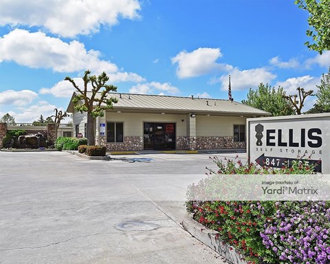 Storage Units for Rent available at 1001 G Street, Oakdale, CA 95361