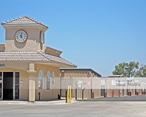 Storage Units for Rent available at 13508 Hanford Armona Road, Hanford, CA 93230