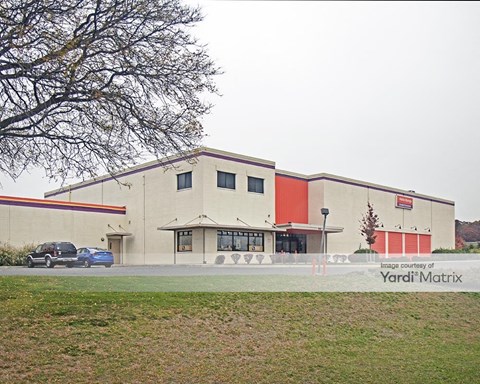 Storage Units for Rent available at 965 Walt Whitman Road, Melville, NY 11747