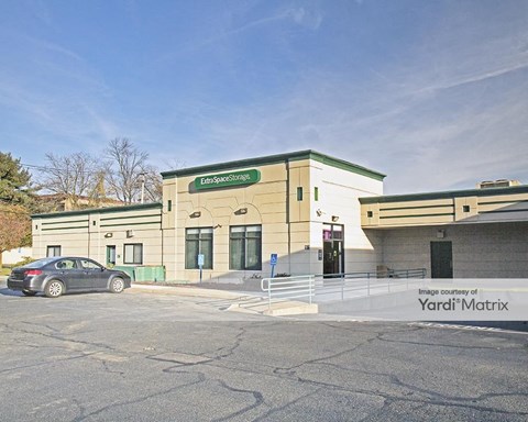 Storage Units for Rent available at 151 Sunnyside Blvd, Plainview, NY 11803