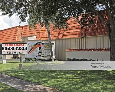 Storage Units for Rent available at 1100 NE 45Th Street, Oakland Park, FL 33334 Photo Gallery 1