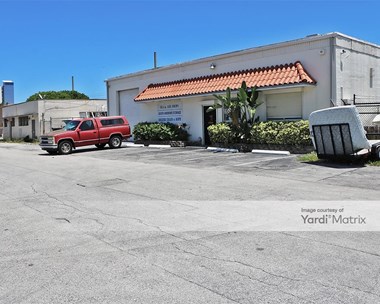 Storage Units for Rent available at 10 SW 23Rd Street, Fort Lauderdale, FL 33315