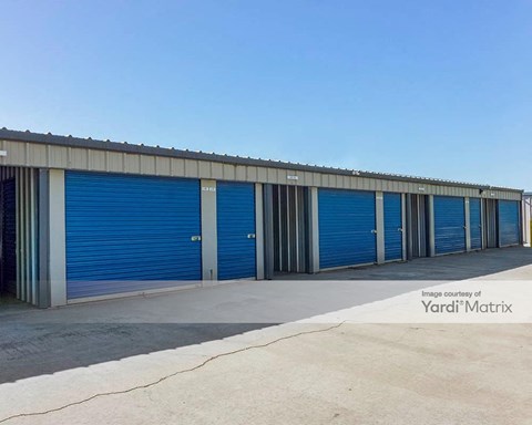 Storage Units for Rent available at 1236 West 13Th Street, Merced, CA 95341