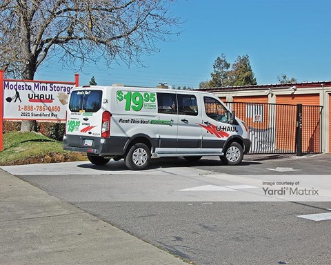 Storage Units for Rent available at 2021 Standiford Avenue, Modesto, CA 95350