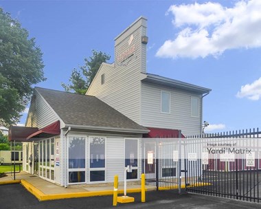 Storage Units for Rent available at 1215 Centerville Road, Wilmington, DE 19808 Photo Gallery 1