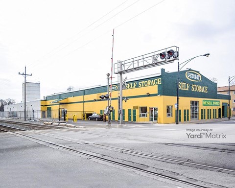Storage Units for Rent available at 11118 South Rockwell Street, Chicago, IL 60655