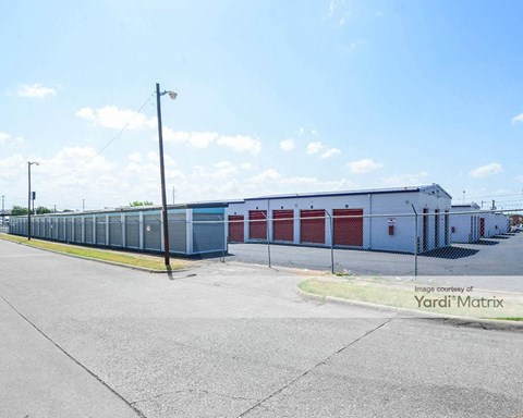 Storage Units for Rent available at 3316 Hansboro Avenue, Dallas, TX 75233