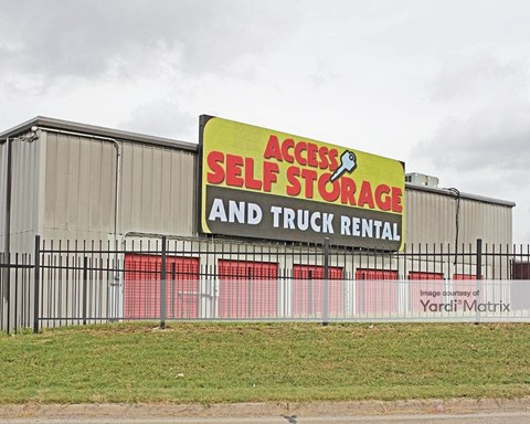 Storage Units for Rent available at 3427 Marvin D Love Fwy, Dallas, TX 75224