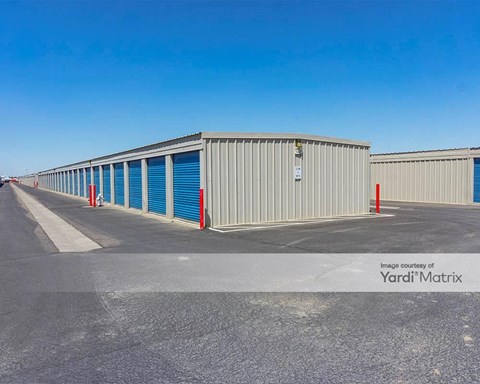 Storage Units for Rent available at 13180 Hanford Armona Drive, Hanford, CA 93230