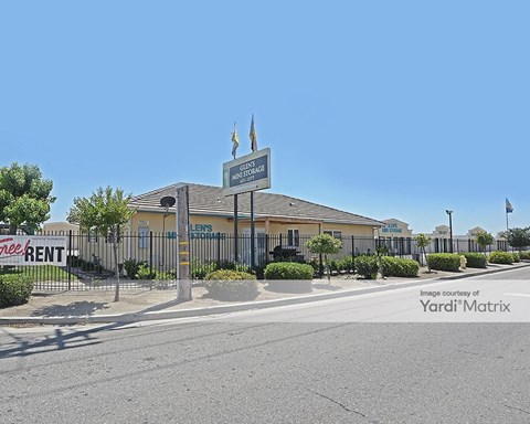 Storage Units for Rent available at 7701 West Goshen Avenue, Visalia, CA 93291