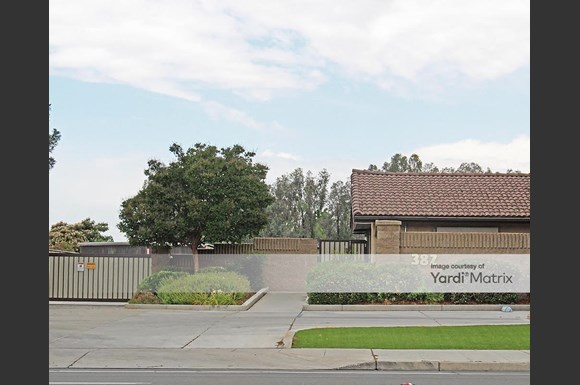 Derrel S Mini Storage 382 East Alluvial Avenue Fresno Rentcafe