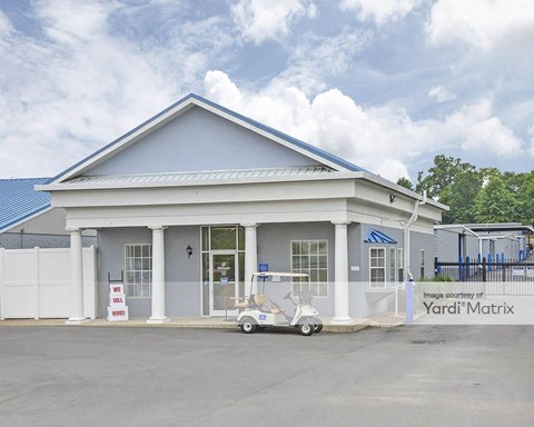 Storage Units for Rent available at 63 New Shackle Island Road, Hendersonville, TN 37075