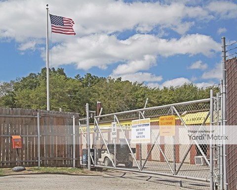 Storage Units for Rent available at 725 Metker Street, Irving, TX 75062