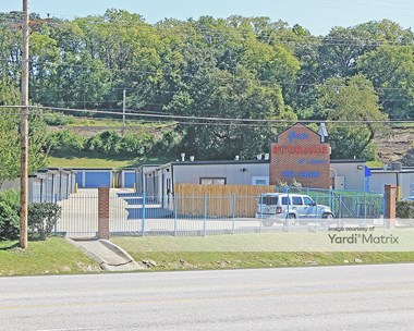 Storage Units for Rent available at 317 North Highway 291, Liberty, MO 64068