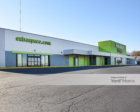 Storage Units for Rent available at 5845 Charlotte Pike, Nashville, TN 37209