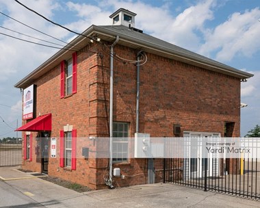 Storage Units for Rent available at 2425 South Church Street, Murfreesboro, TN 37127 Photo Gallery 1