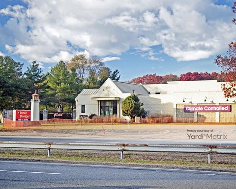 Storage Units for Rent available at 770 Nesconset Hwy, Nesconset, NY 11767